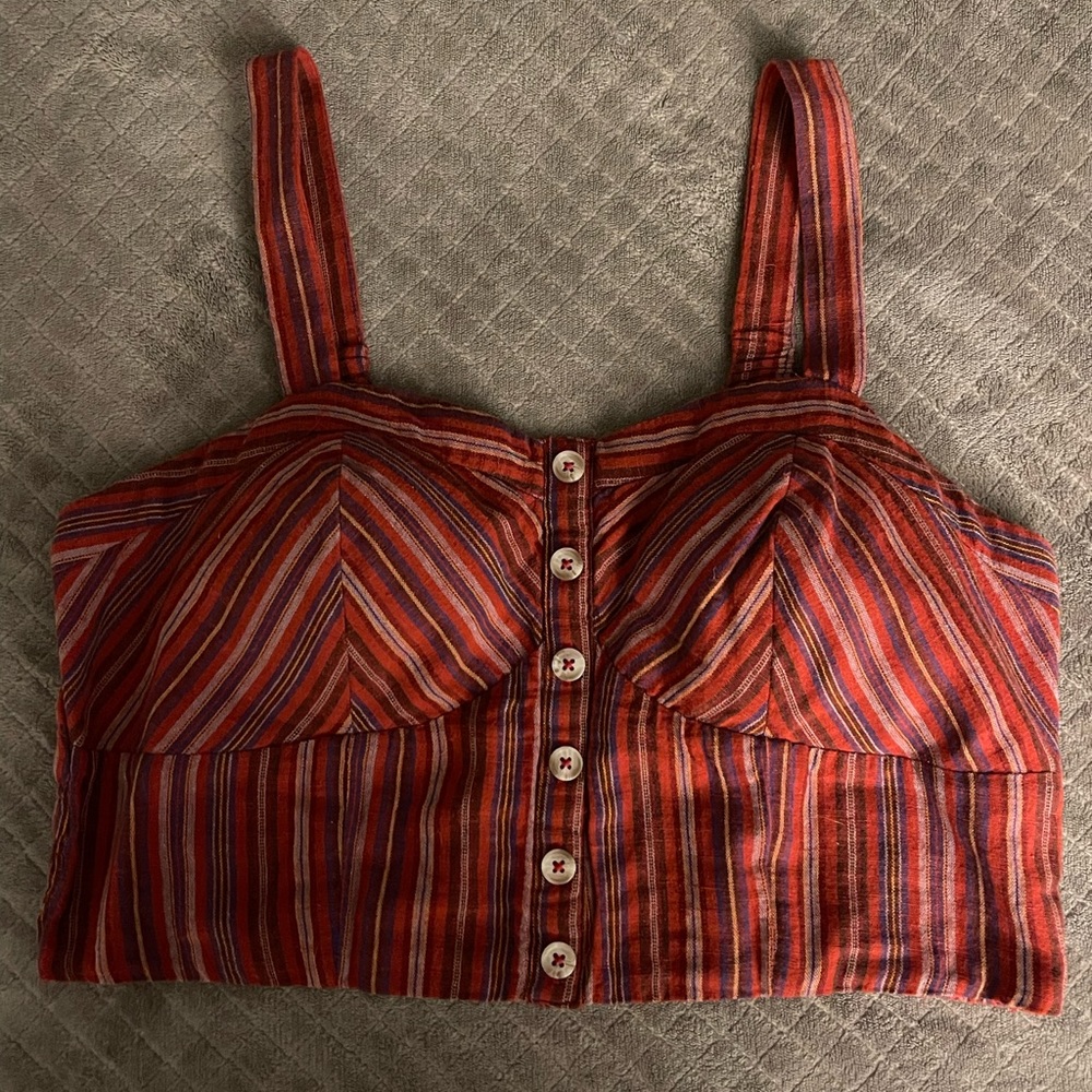 American Eagle crop top